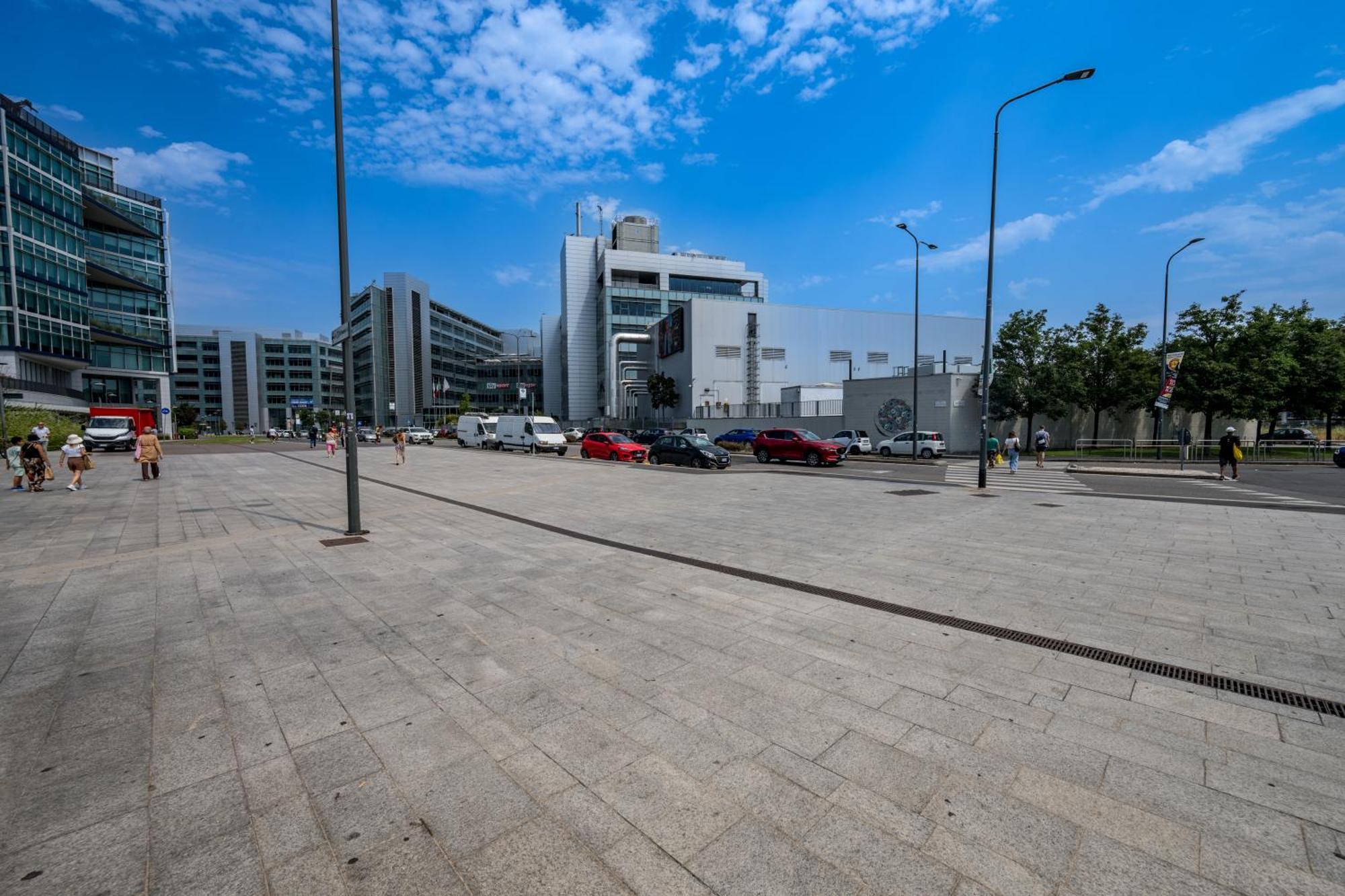 Cozy Suite Rogoredo Apartment Next To The Metro And Train Station Milan Exterior photo